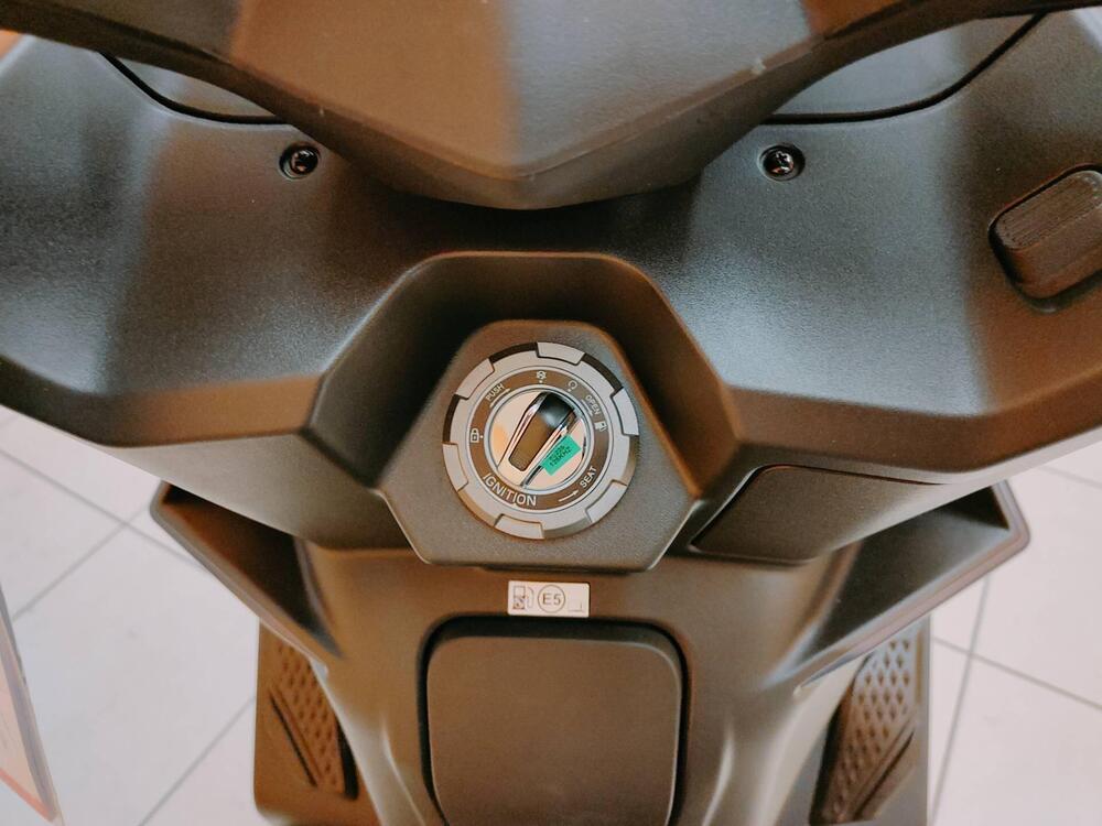 Sym Joyride 300 (2022 - 24) (7)