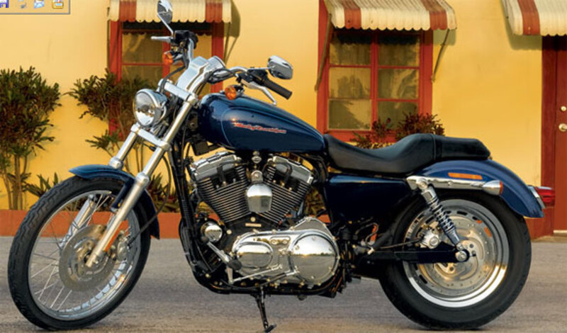 Harley-Davidson Sportster 1200 Custom (2004 - 06) - XL 1200C