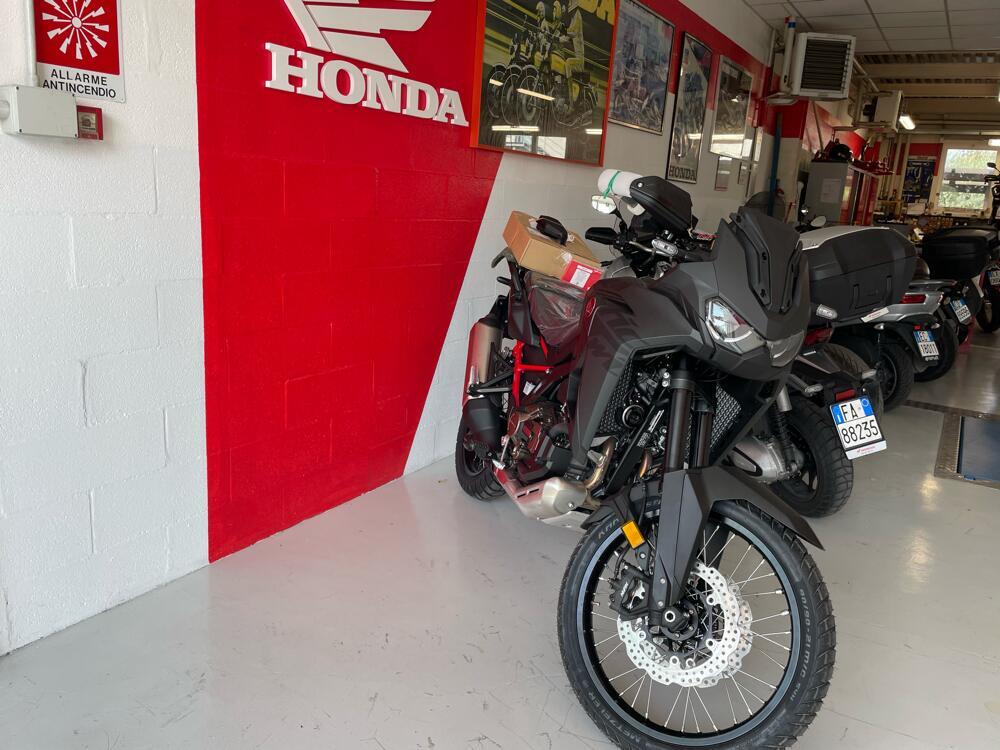 Honda Africa Twin CRF 1100L DCT (2022 - 23) (2)