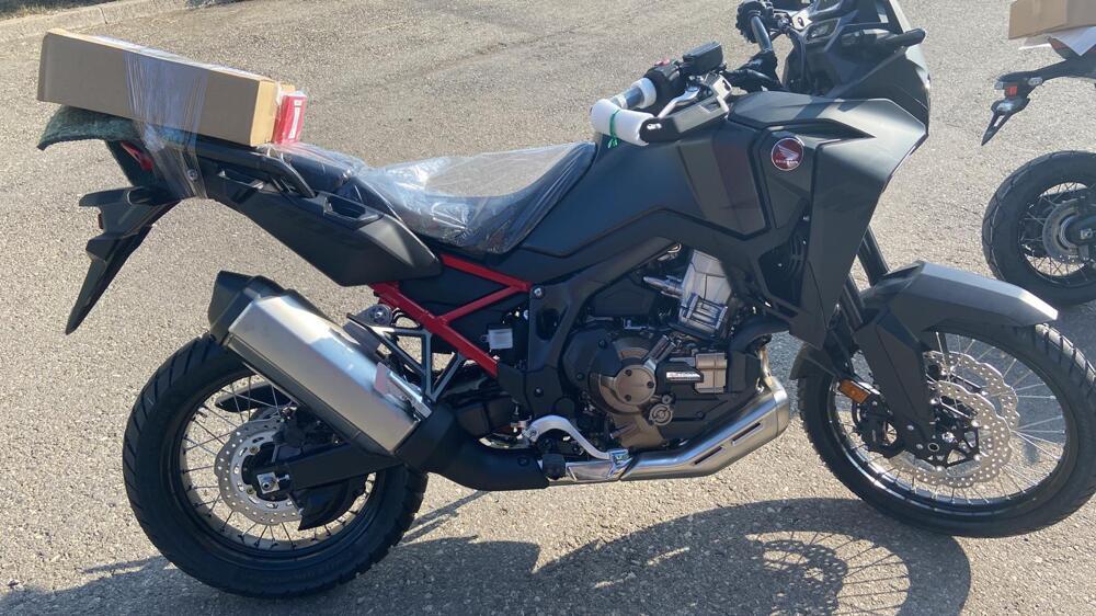 Honda Africa Twin CRF 1100L DCT (2022 - 23) (4)