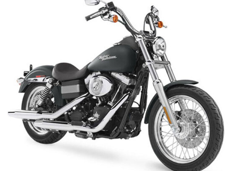 Harley-Davidson Dyna 1450 Street Bob (2006 - 07) - FXDB