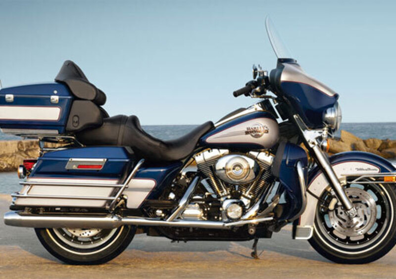 Harley-Davidson Touring 1450 Electra Glide Ultra Classic (2006 - 07) - FLHTCUI