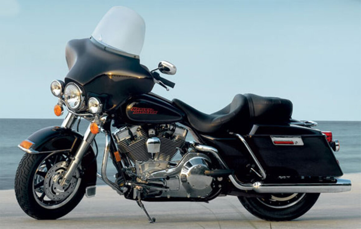 Harley-Davidson 1450 Electra Glide Standard (2002 - 09) - FLHTC