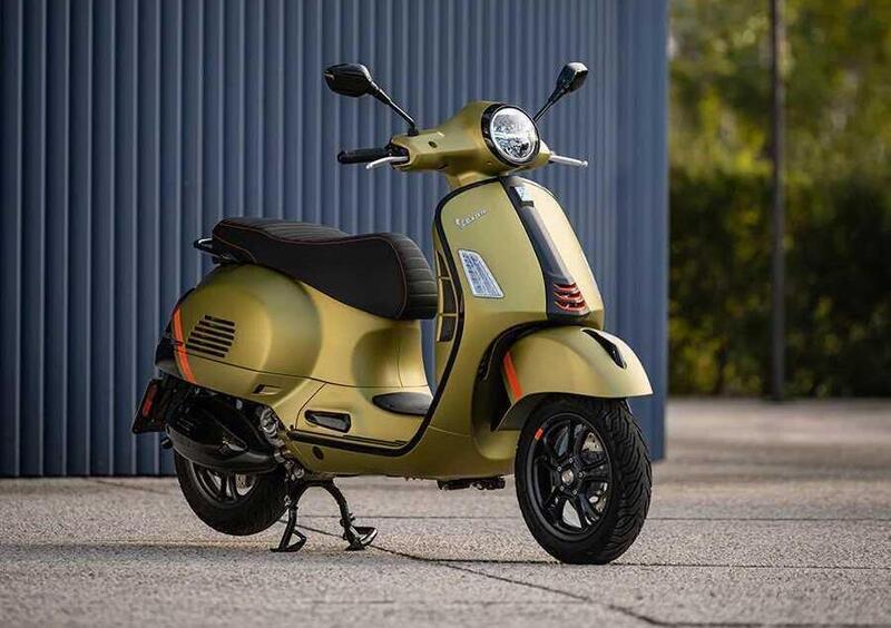 Vespa GTS 300 GTS 300 Super Sport (2023 - 24) (2)