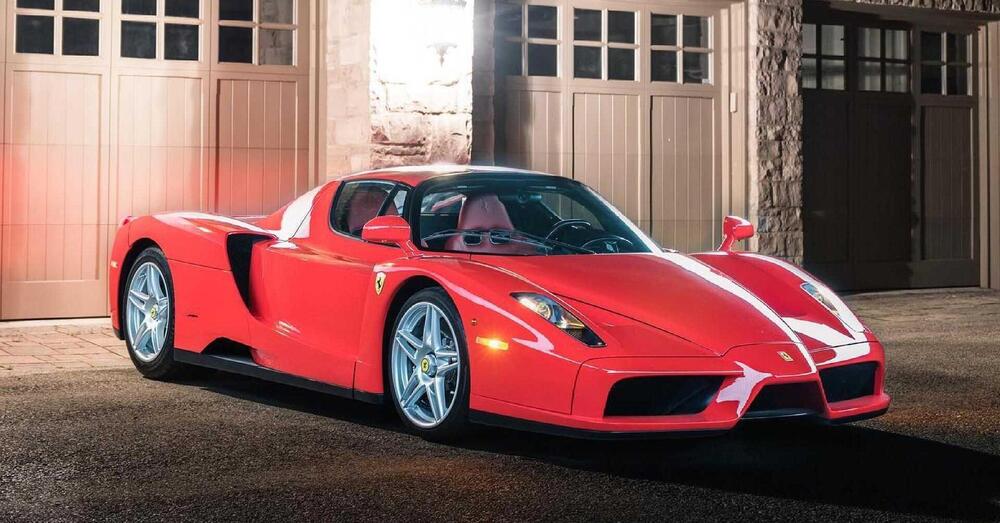 Consegna da incubo per una Ferrari Enzo: schianto e danni da capogiro [FOTO E VIDEO]