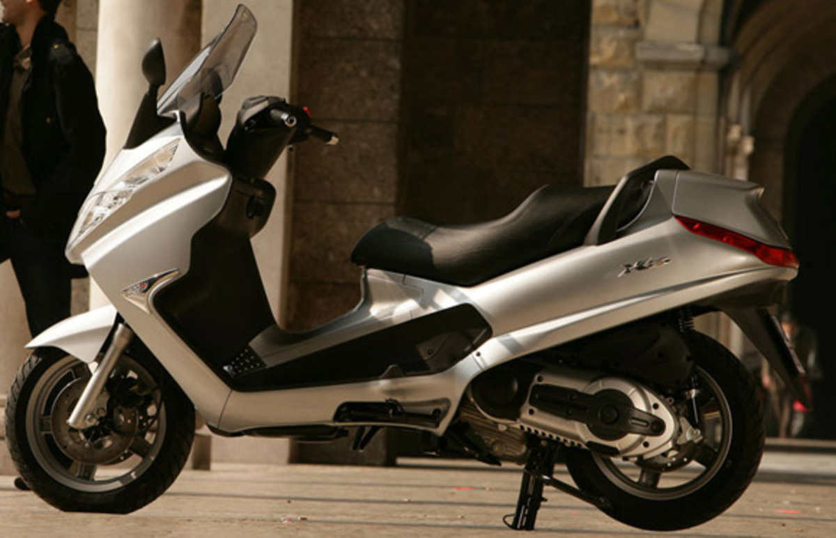 Piaggio X8 400 i.e.
