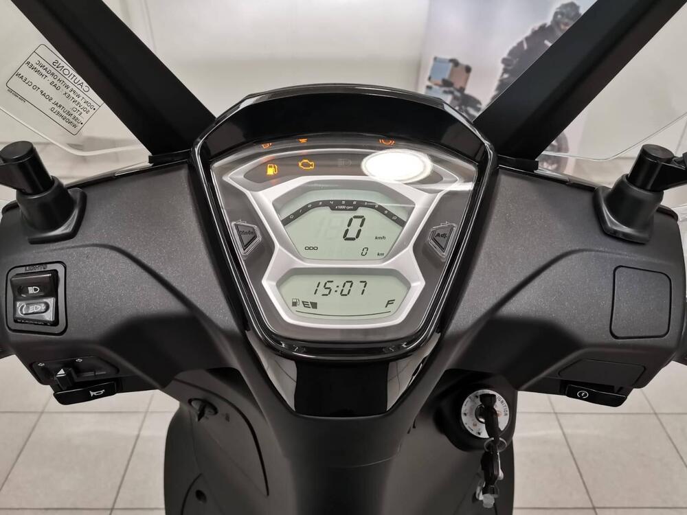 Kymco People 125i S (2021 - 25) (17)