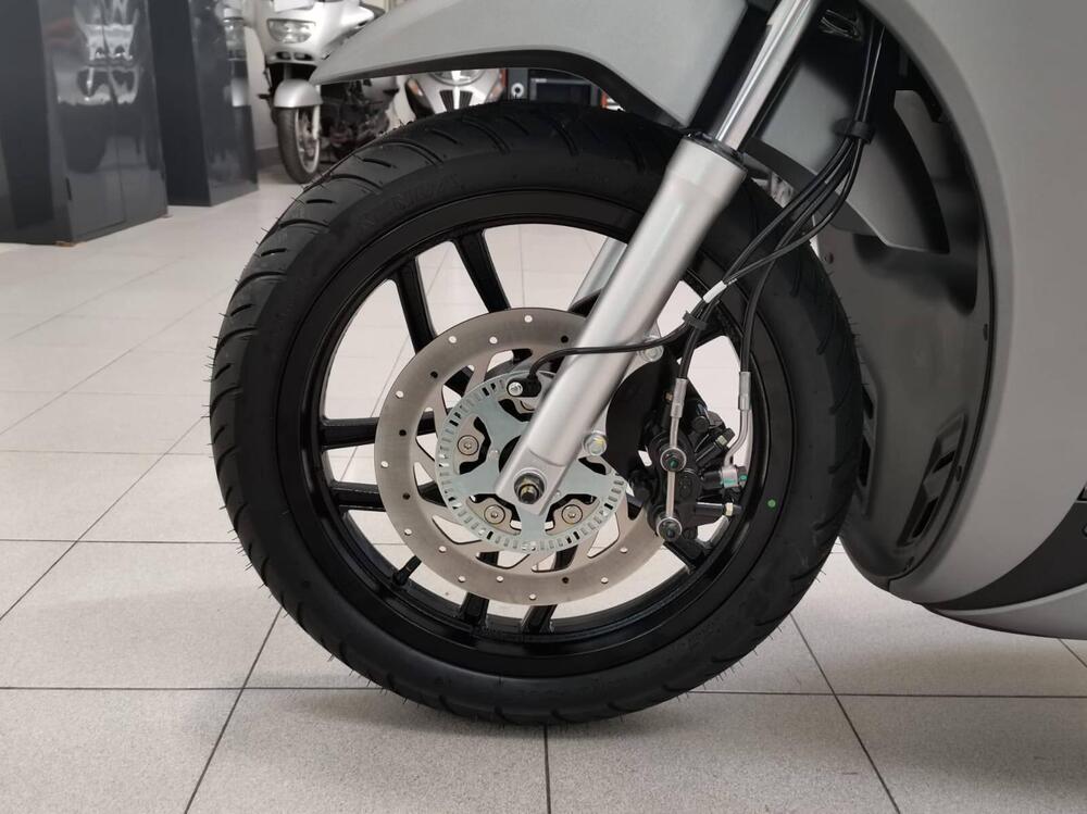 Kymco People 125i S (2021 - 25) (9)