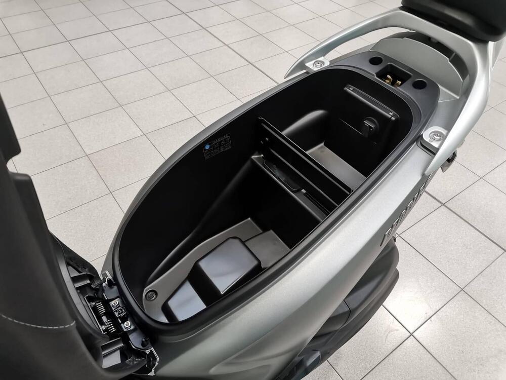 Kymco People 125i S (2021 - 25) (19)