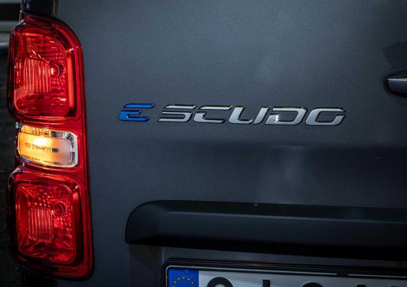 Fiat E-Scudo Furgone (2021-->>) (13)