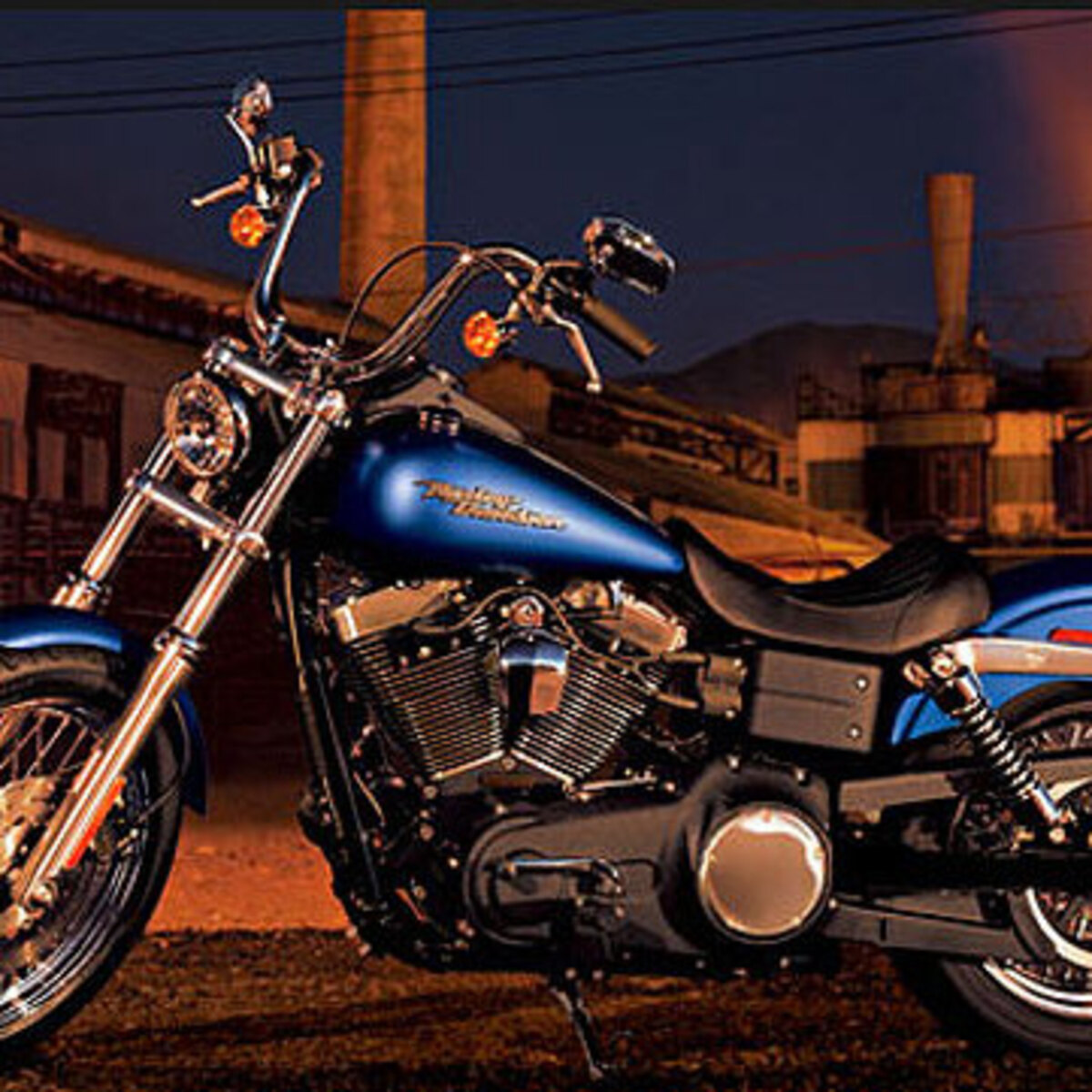 Harley-Davidson 1584 Street Bob (2007) - FXDB