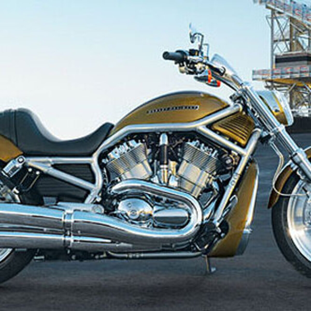 Harley-Davidson 1130 V-Rod (2007) - VRSCAW