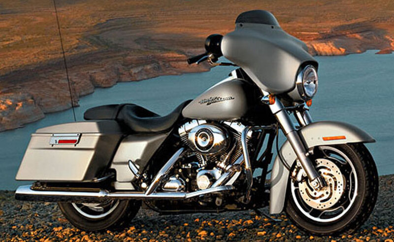 Harley-Davidson Touring 1584 Street Glide (2007) - FLHX