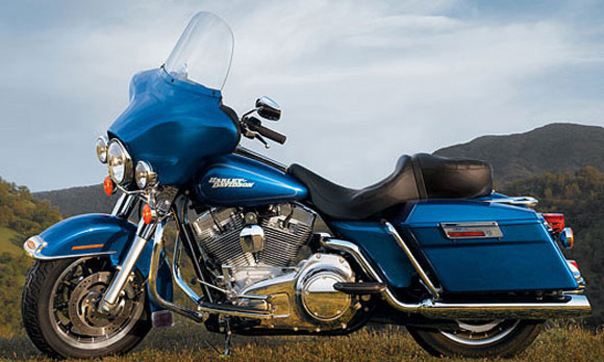 Harley-Davidson 1584 Electra Glide Standard (2007) - FLHT