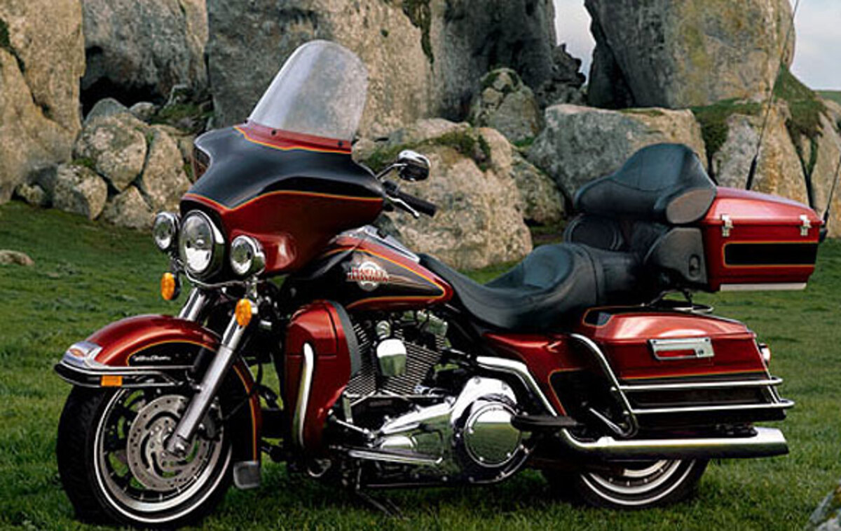 Harley-Davidson 1584 Electra Glide Ultra Classic (2007) - FLHTCU