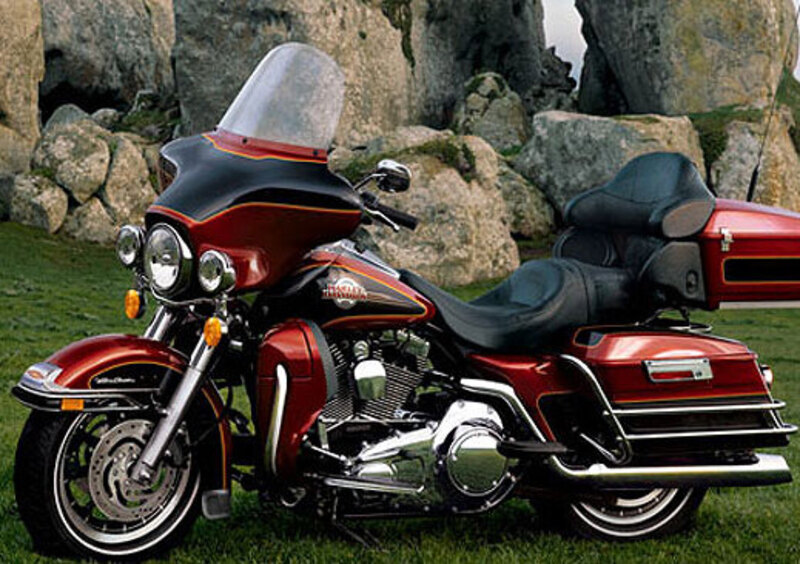 Harley-Davidson Touring 1584 Electra Glide Ultra Classic (2007) - FLHTCU