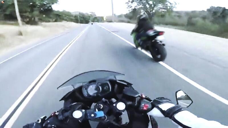 Kawasaki Ninja sorpassa da destra poi va lungo e prega Dio! [VIDEO VIRALE]