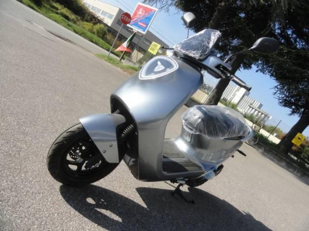 Yadea C1S (2020 - 25) (3)