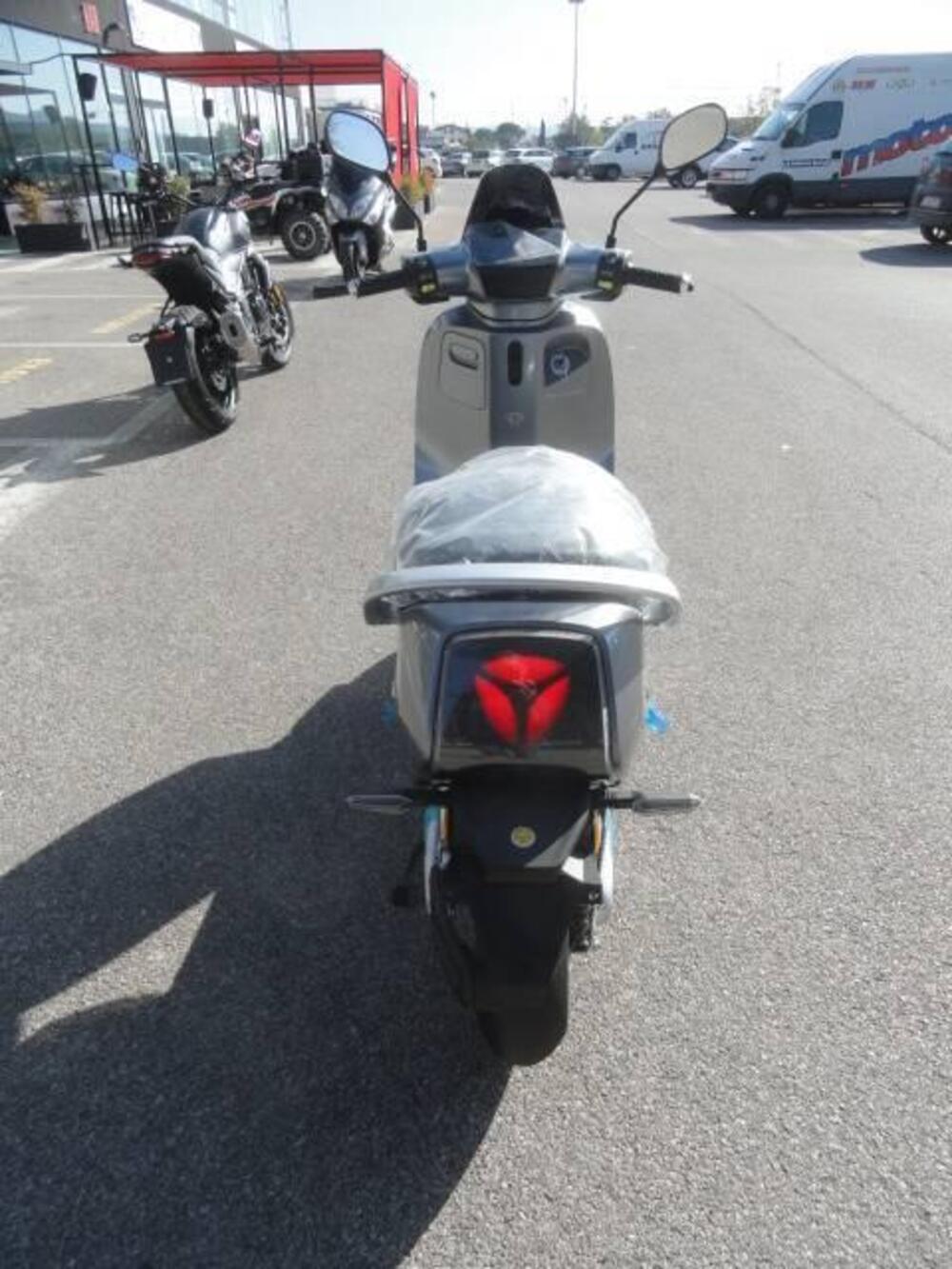 Yadea C1S (2020 - 25) (6)