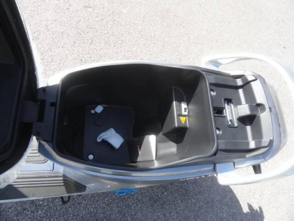 Yadea C1S (2020 - 25) (9)