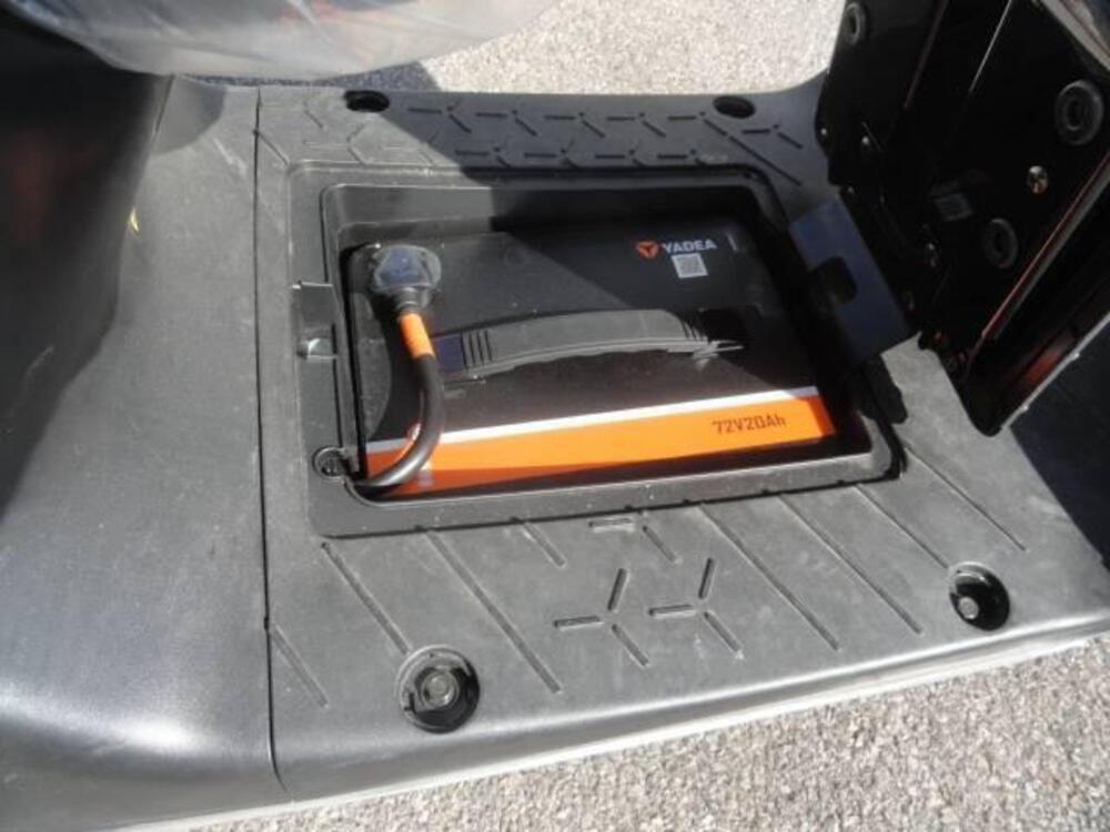 Yadea G5S (2022 - 25) (10)