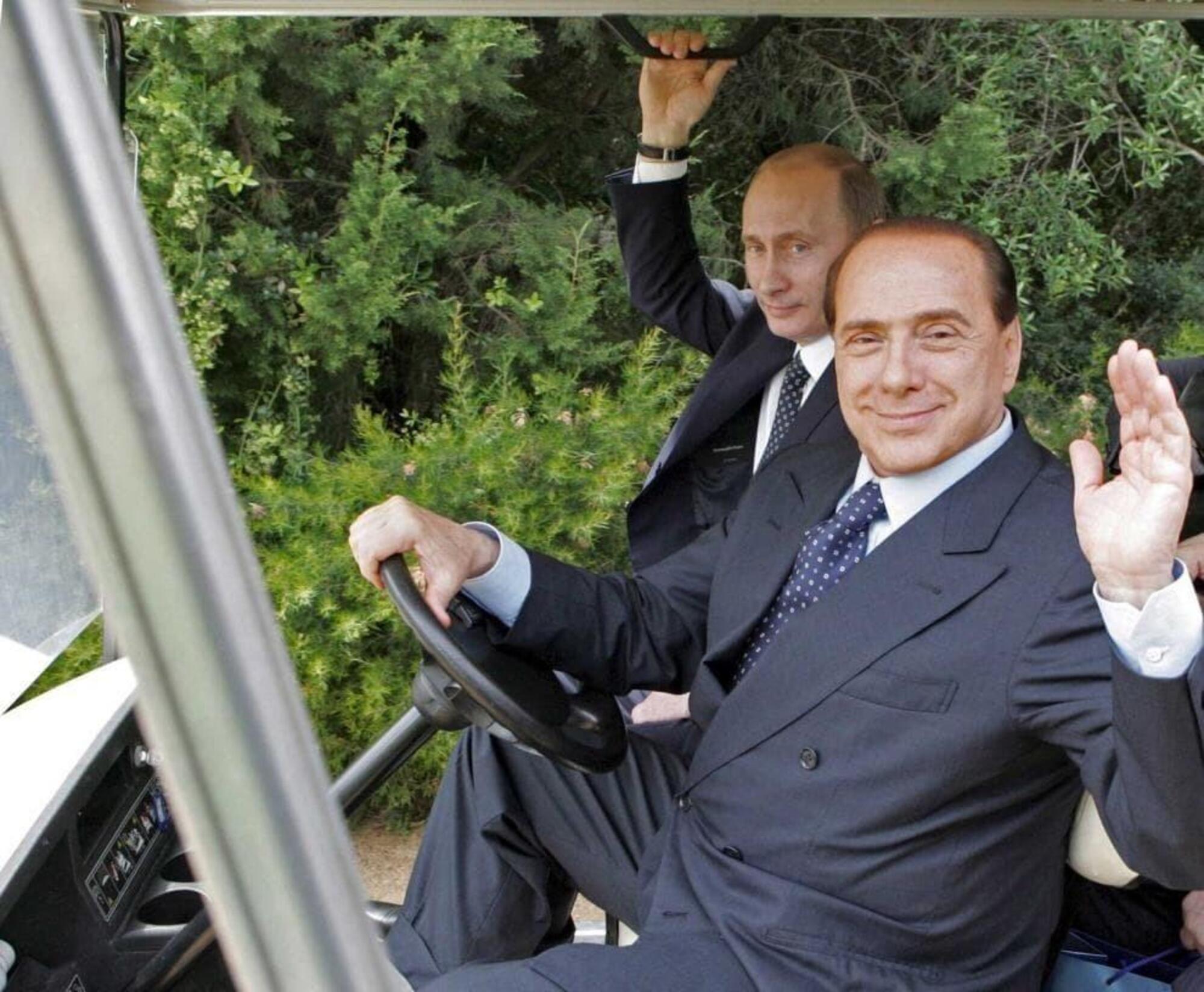 Putin e Berlusconi a Villa Certosa
