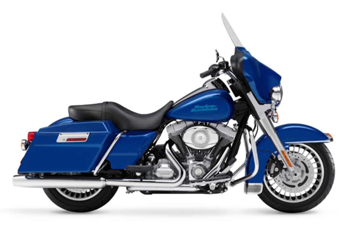 Harley-Davidson 1584 Electra Glide Standard (2008 - 10) - FLHT