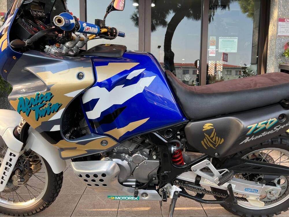 Honda Africa Twin XRV 750 (1993 - 95) (2)