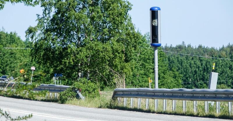 Cosa c&#039;entrano i furti di velox in Svezia con i droni russi fatti in casa?