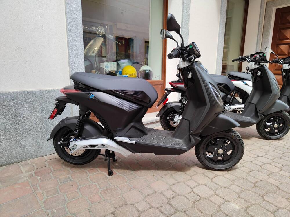 Piaggio 1 Active PMP (2022 - 23) (6)