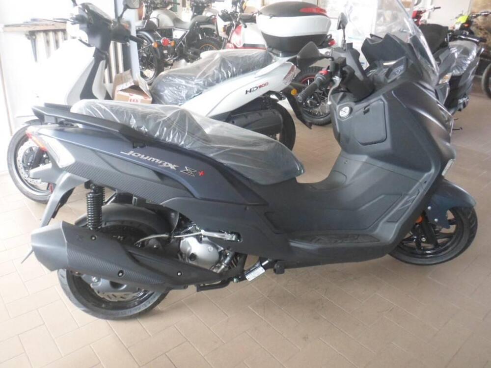 Sym Joymax 300 Z+ (2021 - 24) (2)