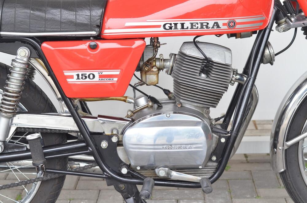 Gilera Arcore 150 (3)