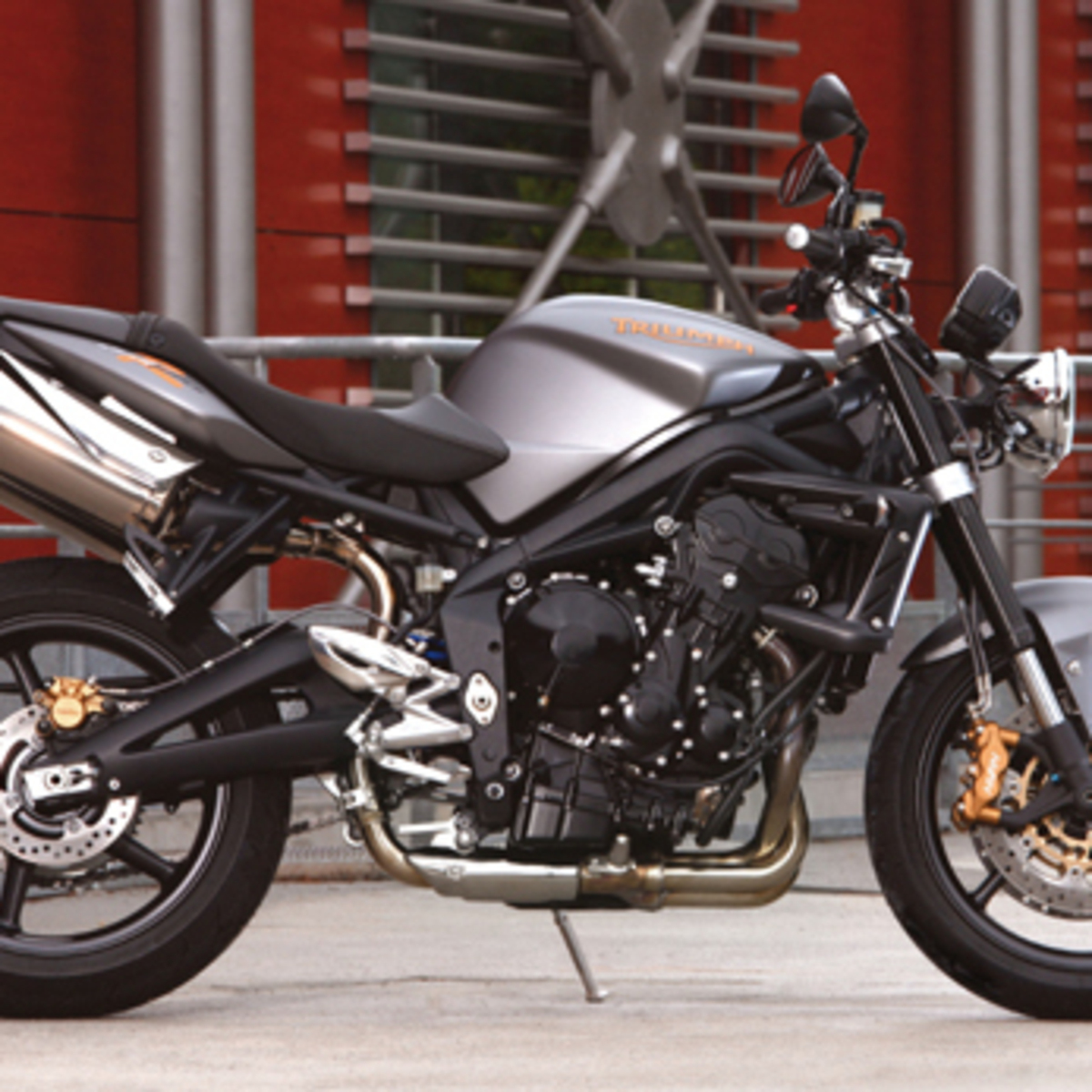 Triumph Street Triple R (2009 - 12)