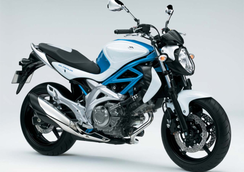 Suzuki Gladius 650 Gladius 650 SFV (2009 - 15) (6)