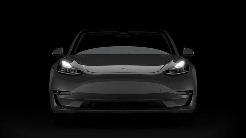 La piccola Tesla di nuovo alla ribalta: si far&agrave; e vender&agrave; pi&ugrave; di tutte le altre messe assieme