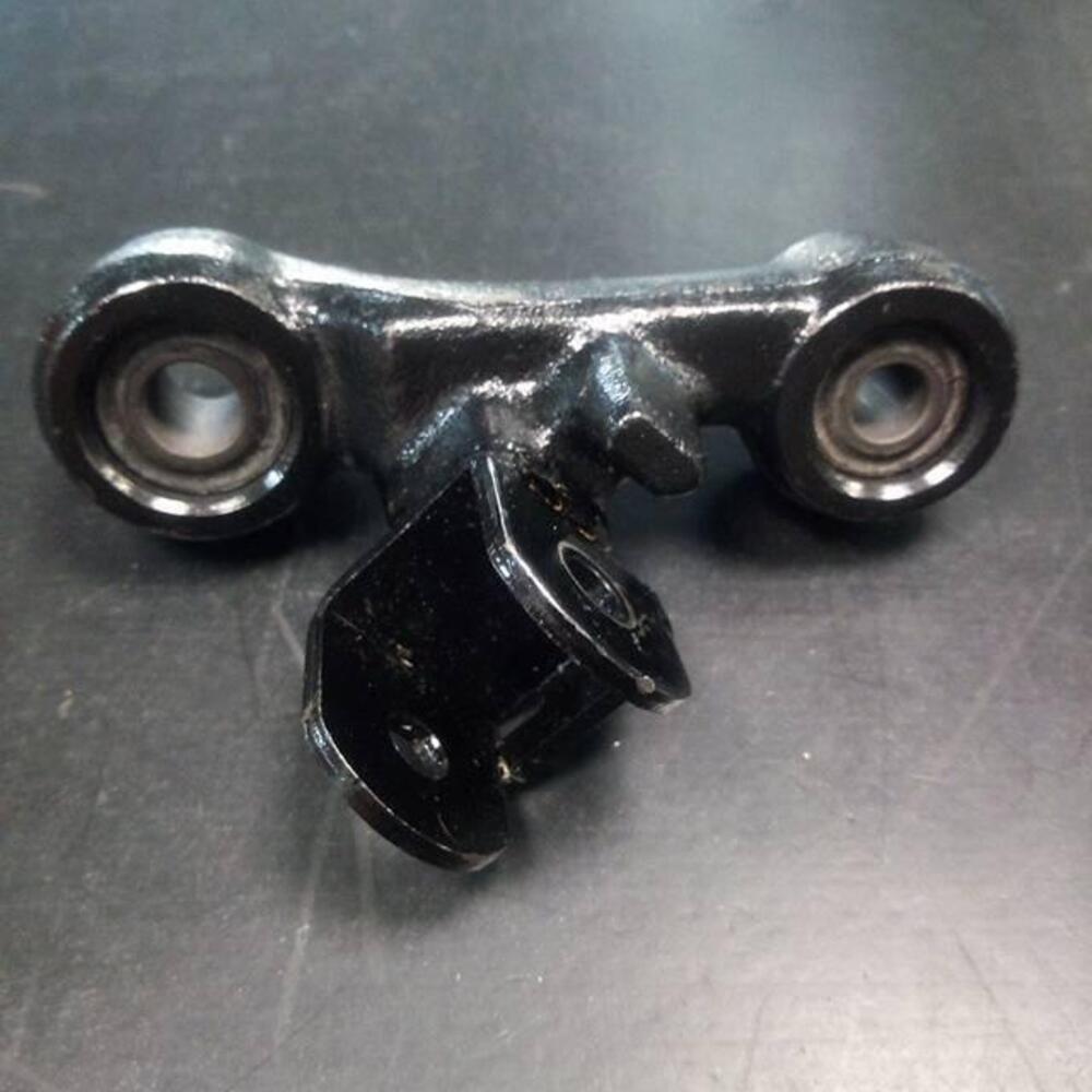 Supporto pedana XJ 750 Yamaha (3)