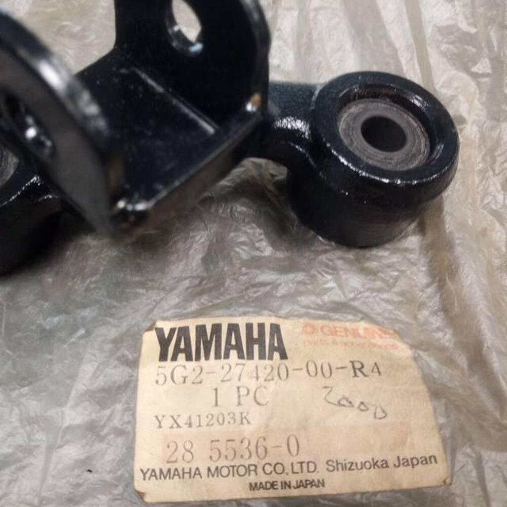 Supporto pedana XJ 750 Yamaha (4)