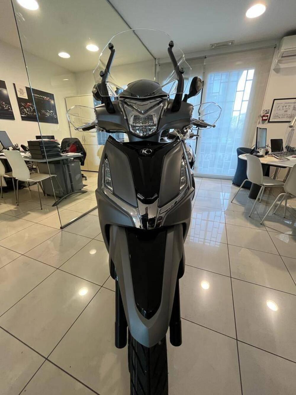Kymco Agility 300i Noodoe (2021 - 24) (3)
