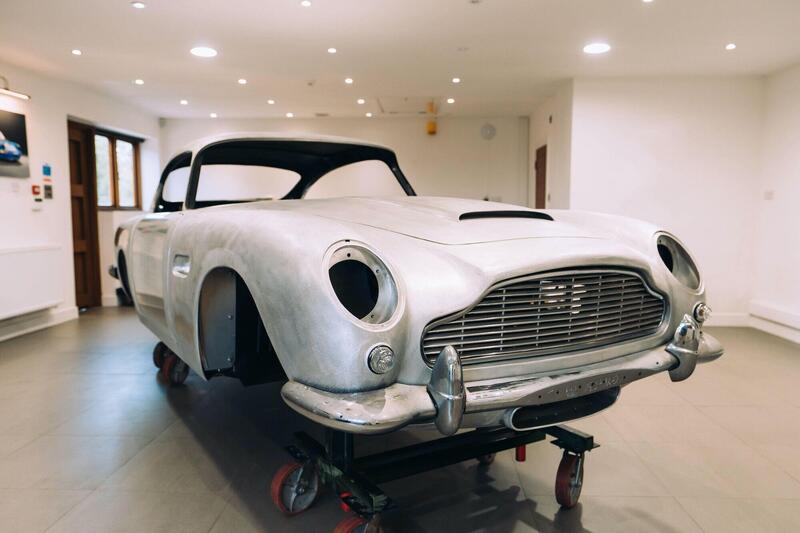 Aston Martin DB5 1964 3/4 anteriore