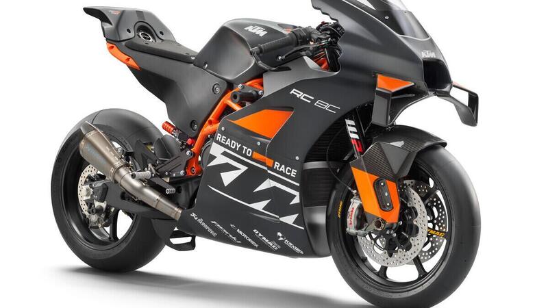 KTM RC 8C 2023: sale a 135 cavalli e scende a 142 kg... [GALLERY]