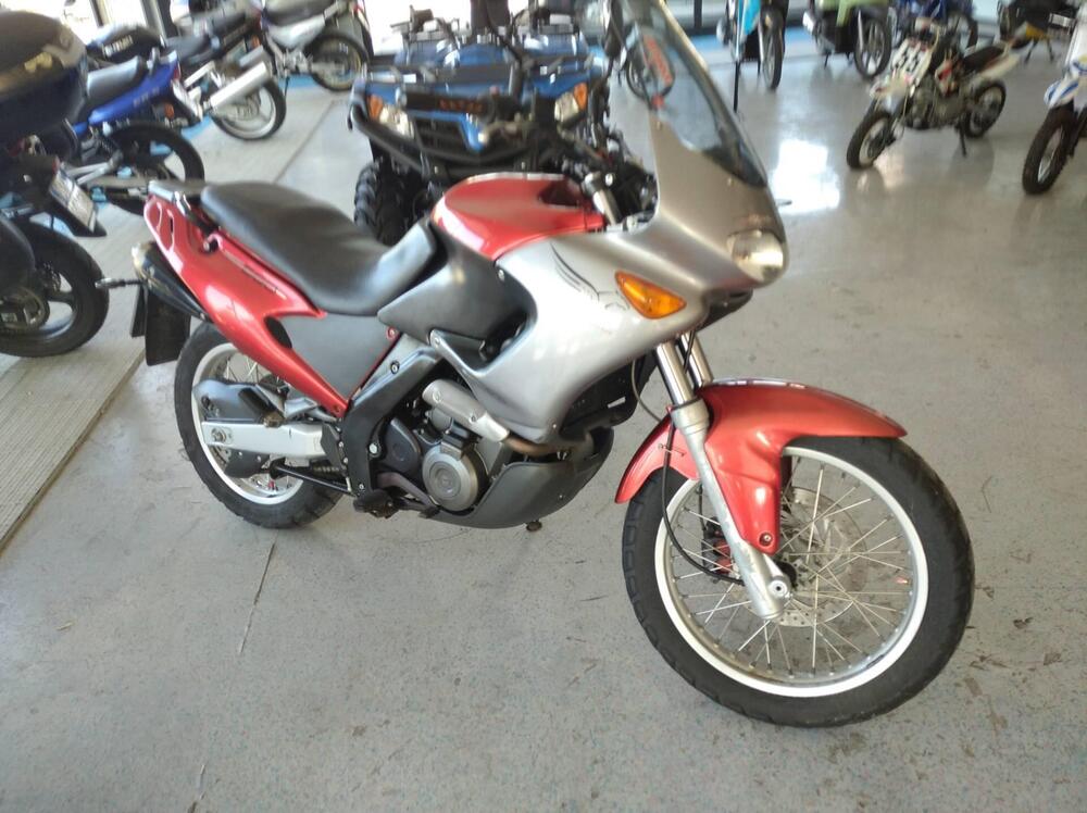 Aprilia Pegaso 650 IE (2001 - 02)