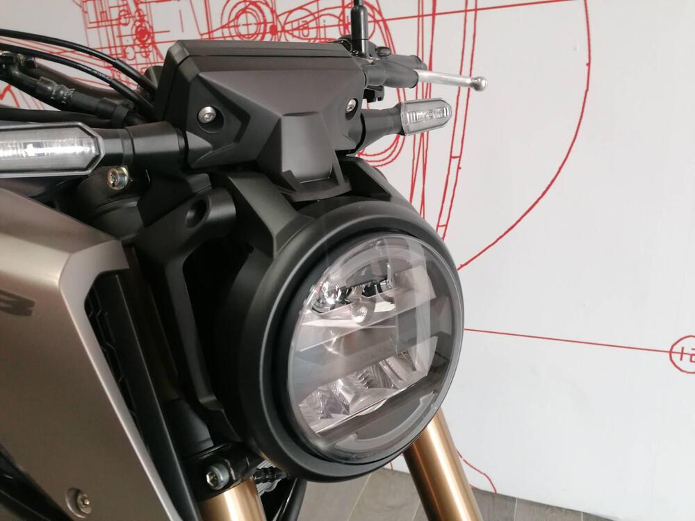 Honda CB 125 R (2021 - 23) (13)