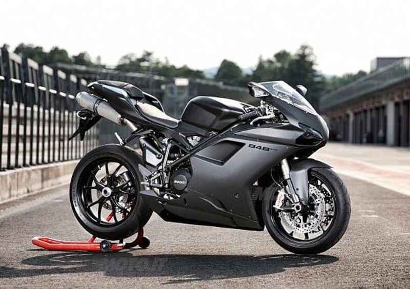 Ducati 848 848 EVO (2010 - 12) (2)