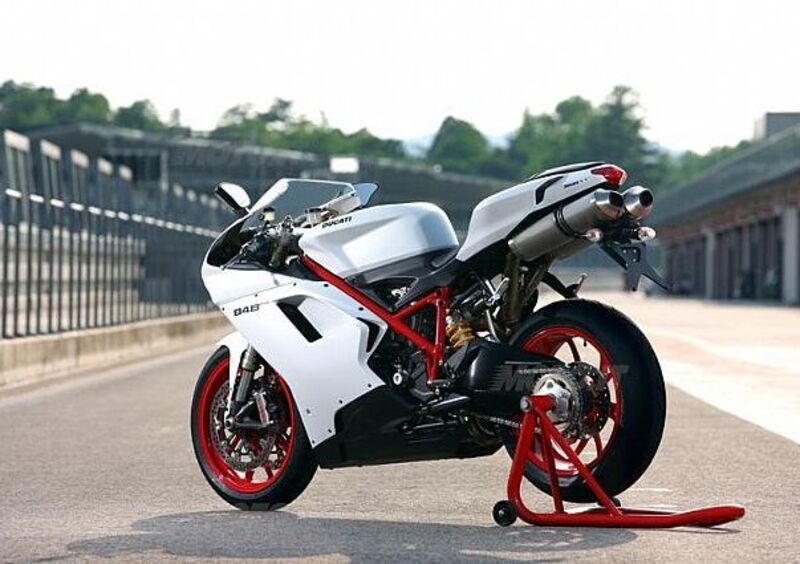 Ducati 848 848 EVO (2010 - 12) (3)