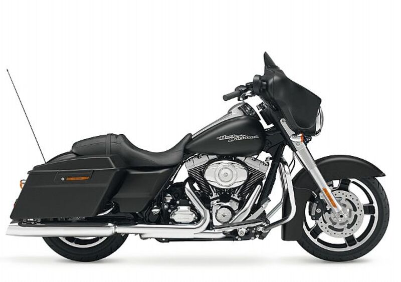 Harley-Davidson CVO - Custom Vehicle Operations 1800 Street Glide (2012 - 13) - FLSTSE