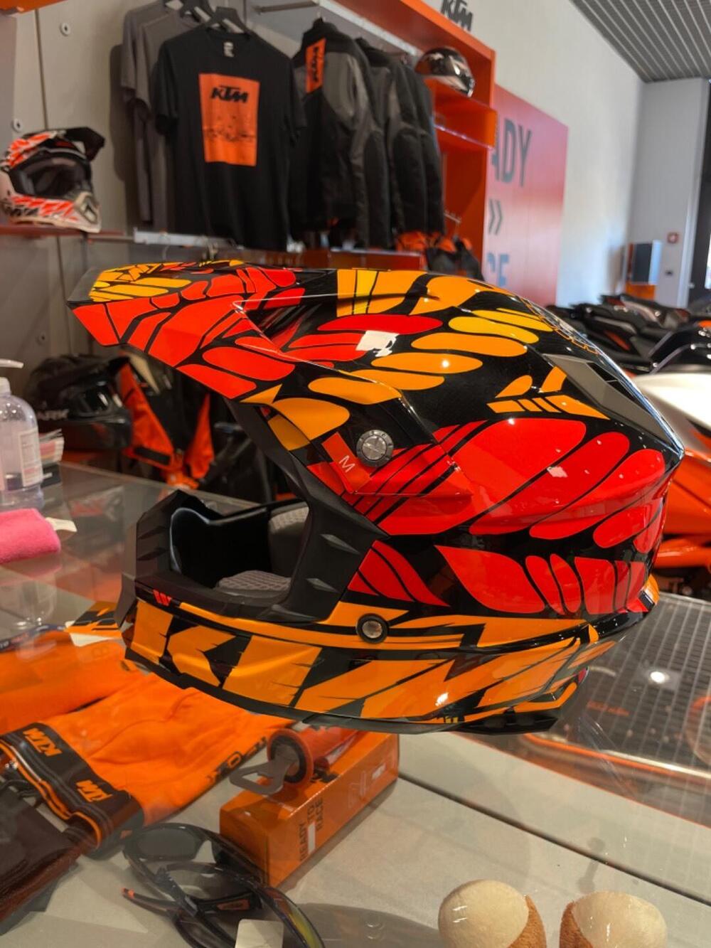 Casco Bimbo KTM Dynamic FX (3)