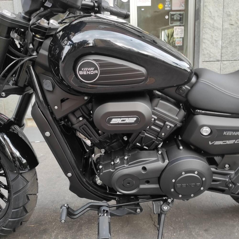 Keeway Motor V302 C (2022 - 25) (13)