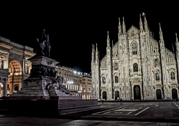 Mini austerity a Milano per il caro bollette: ecco le misure in programma 