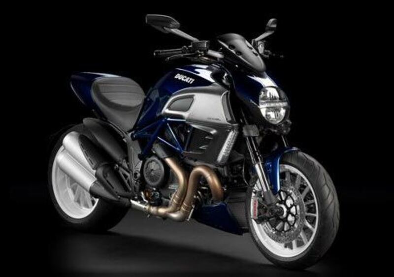Ducati Diavel 1200 Diavel 1200 (2010 - 13)