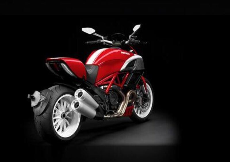 Ducati Diavel 1200 Diavel 1200 (2010 - 13) (3)